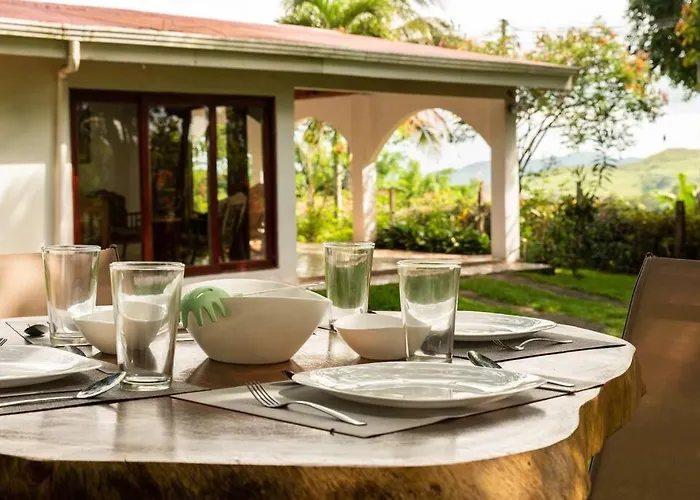 Gateway To Paradise Vakantiehuis *